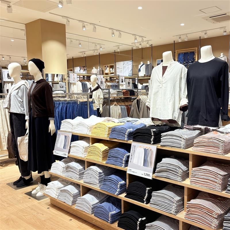 婦人服売場
