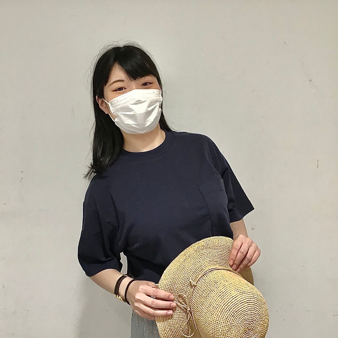 【ミーナ天神】男女で着れるビッグT