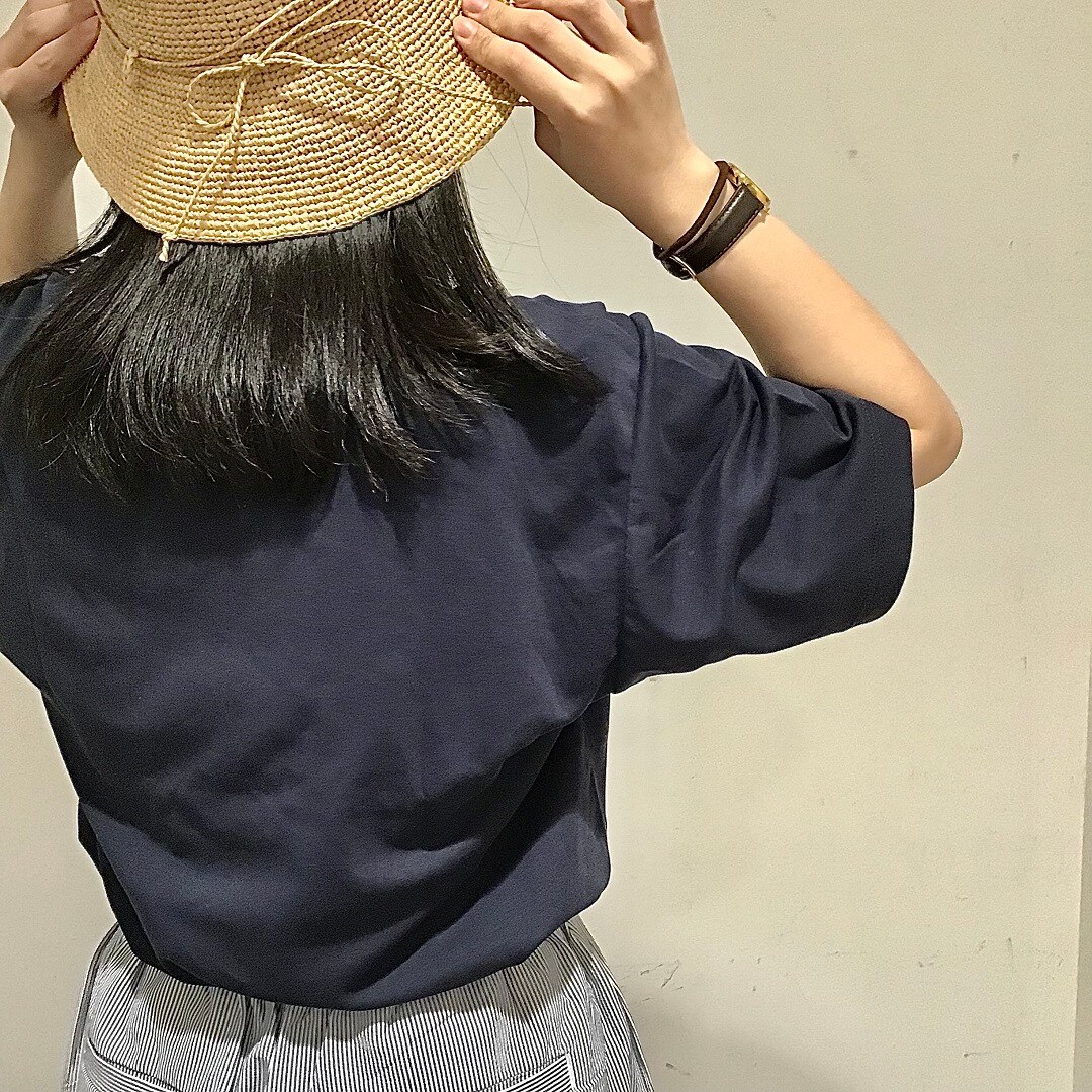 【ミーナ天神】男女で着れるビッグT