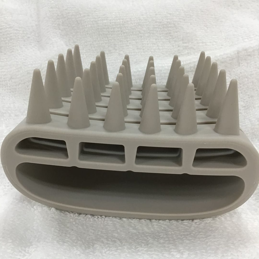 【山口】夏の頭皮ケアに　新商品マッサージブラシ_0Im4p0