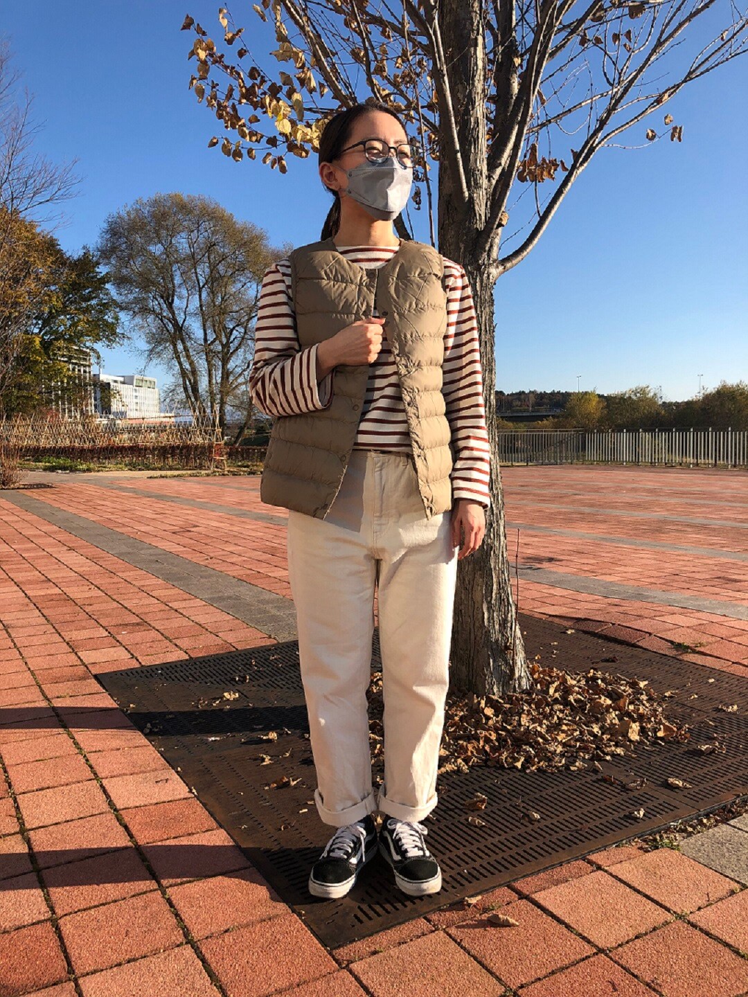 ①
