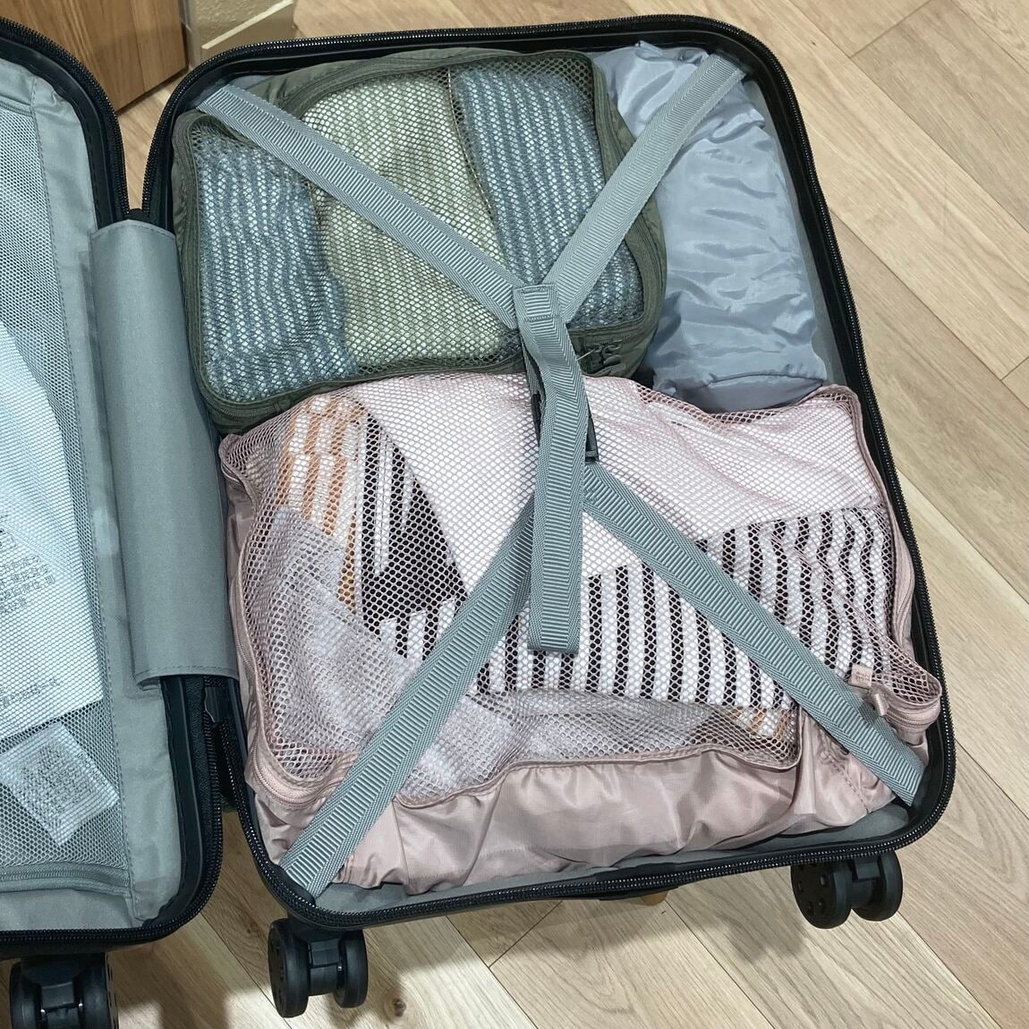 【アピタ各務原】【旅行】荷物をスッキリまとめて旅を心地よく。ポリエステル仕分けケース_u5HMMF