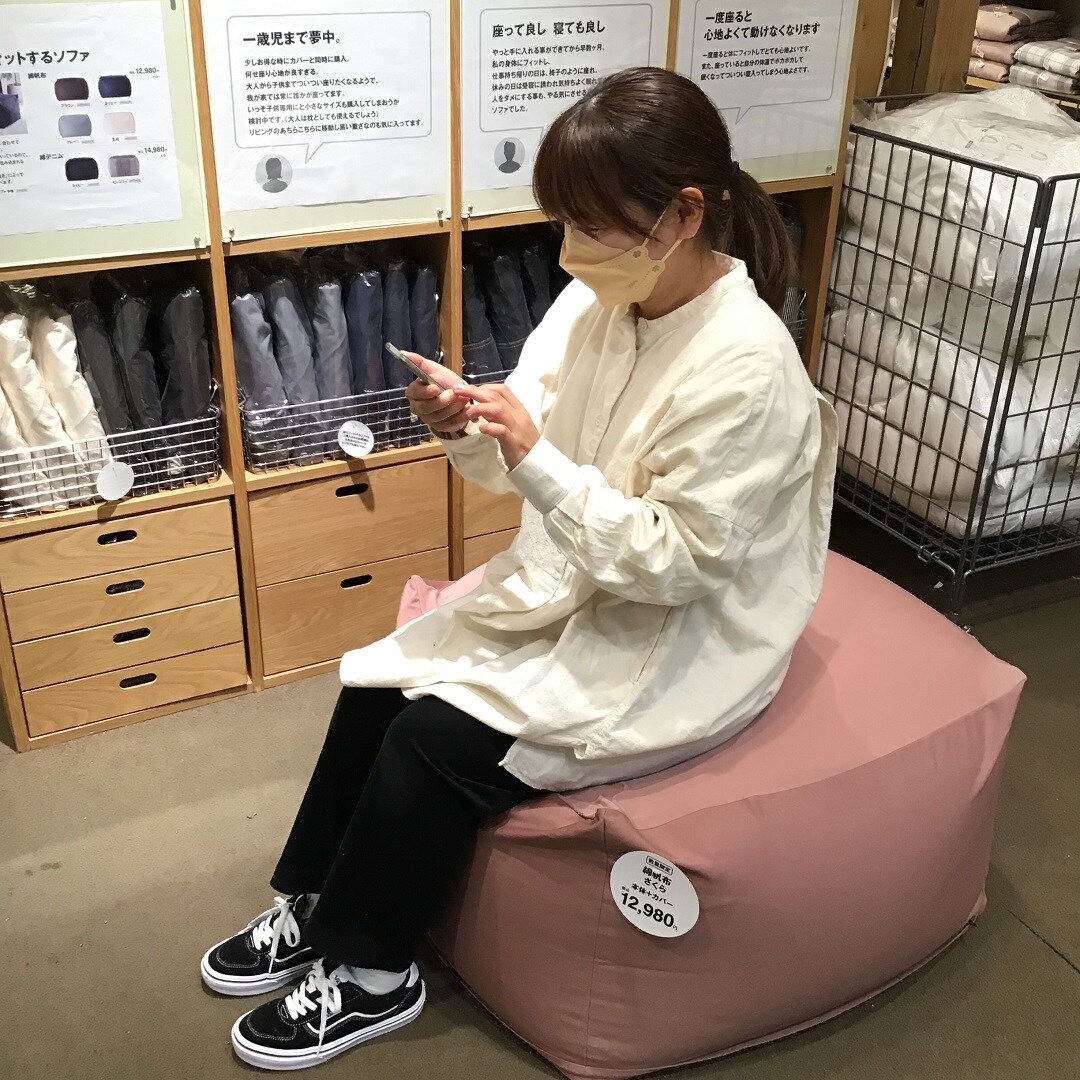 フィットするソファ画像