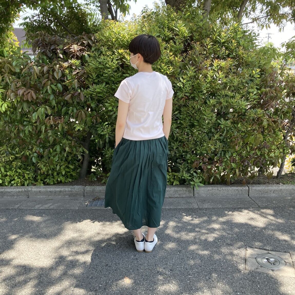 後ろ