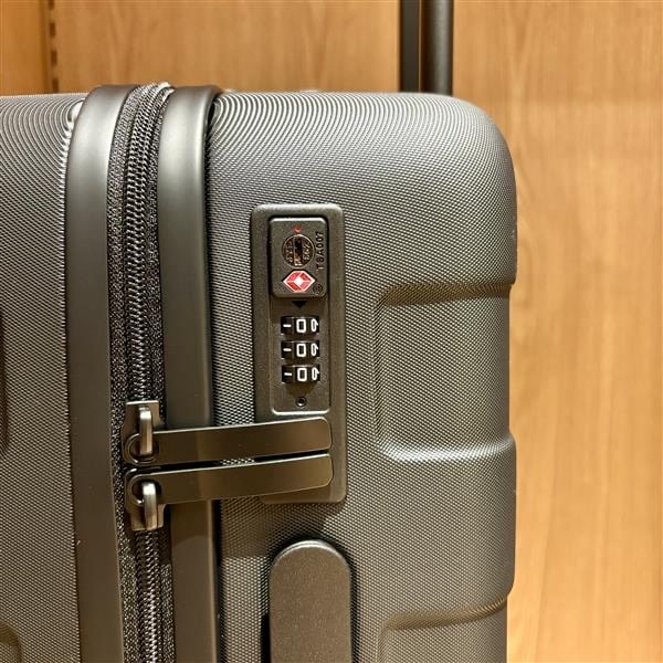 【クロスモール花ヶ島】旅行におすすめのハードキャリーケース_9U4r4b