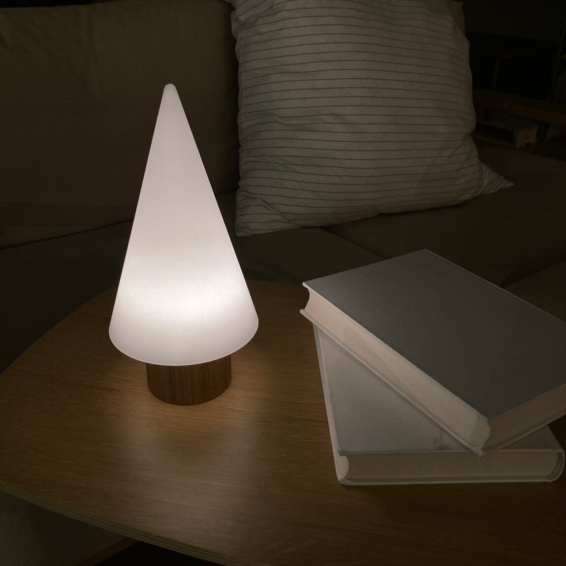 いつもの部屋に、灯りをひとつ。_3iZy8L