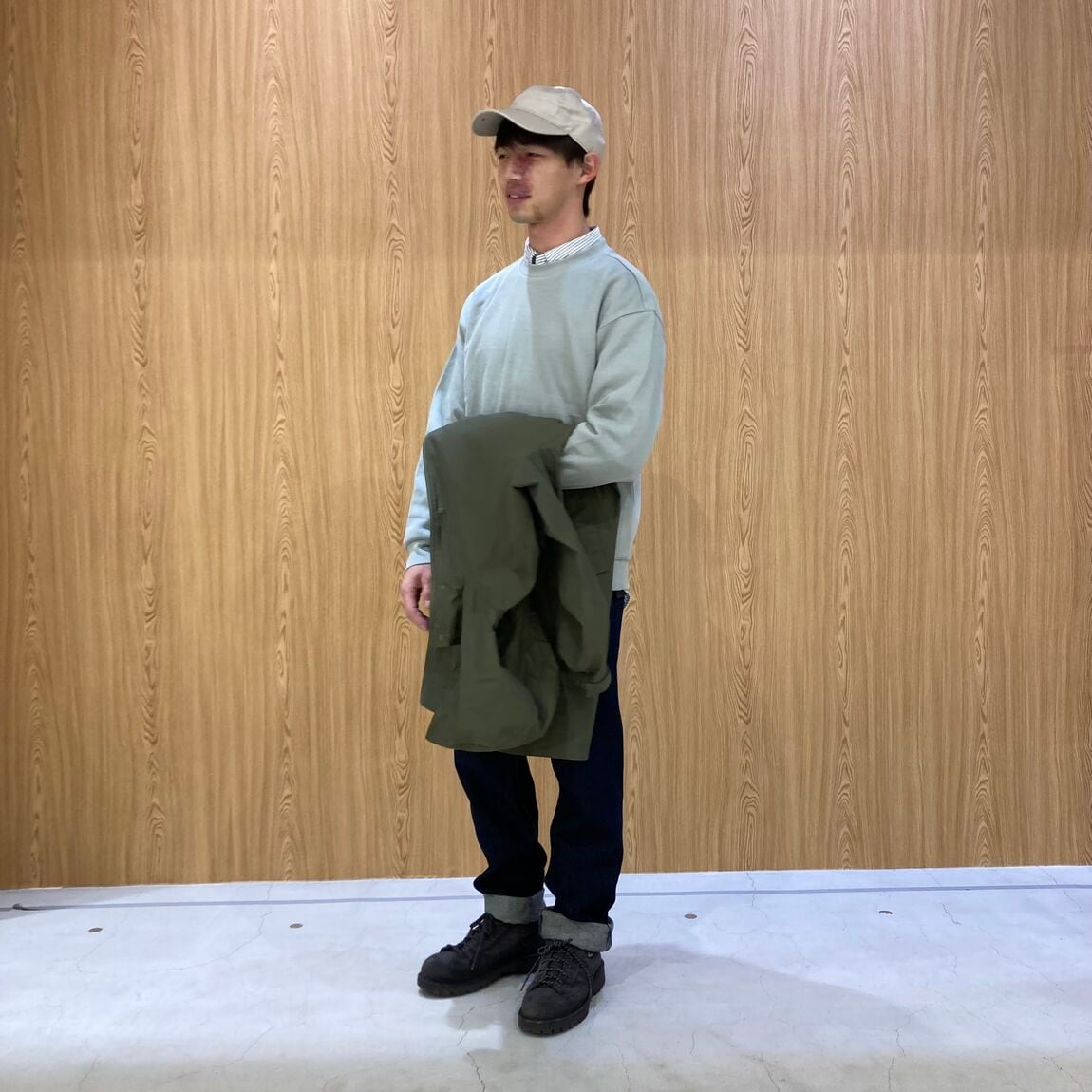 ななめ