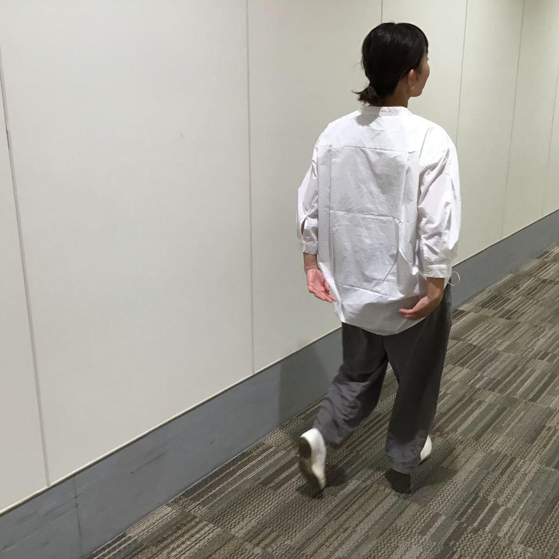 裾