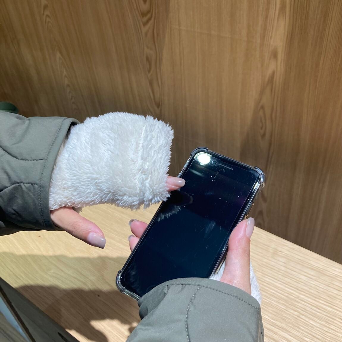 045530_20251024_01_01