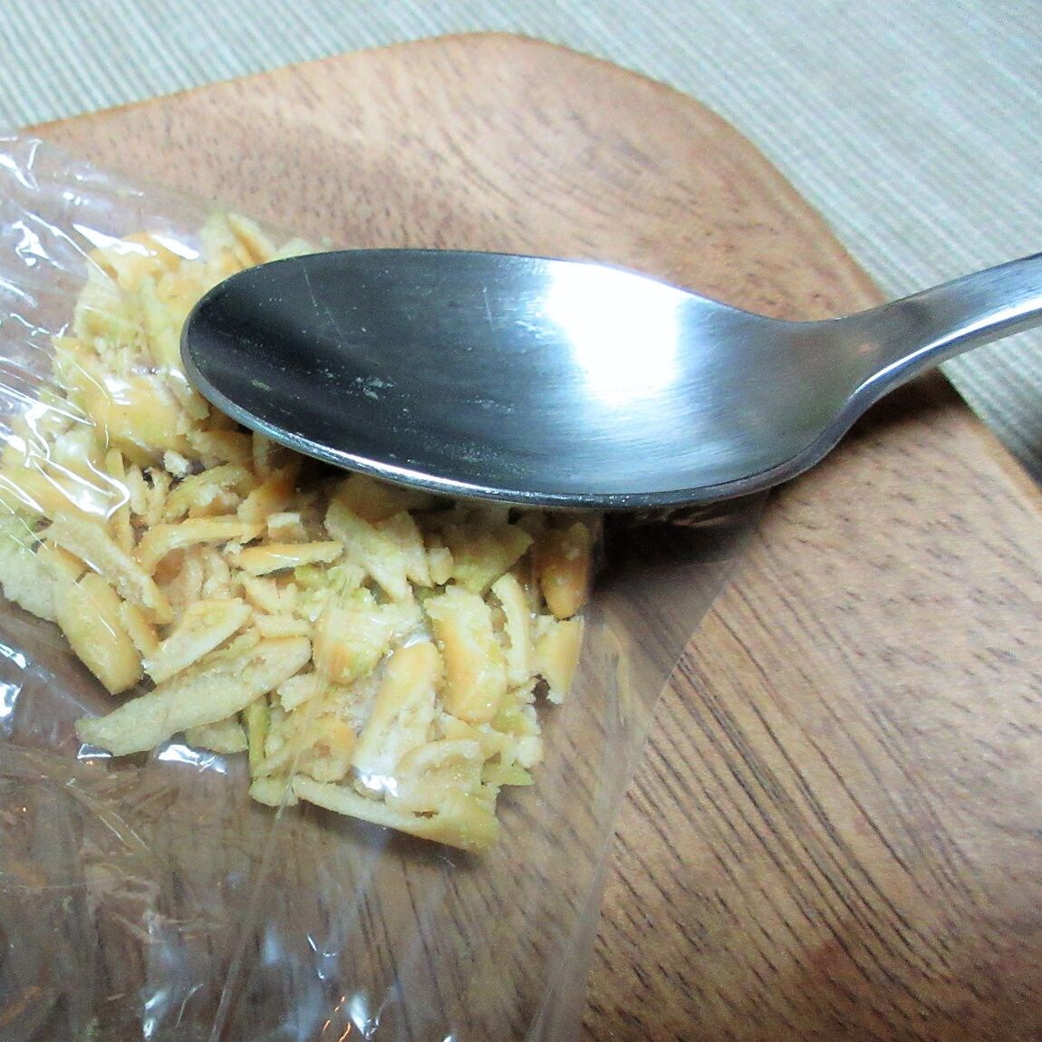 【西原シティ】柿の種　えだ豆アイス
