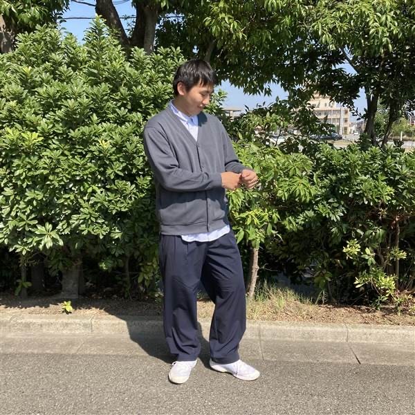 Vネックカーディガン