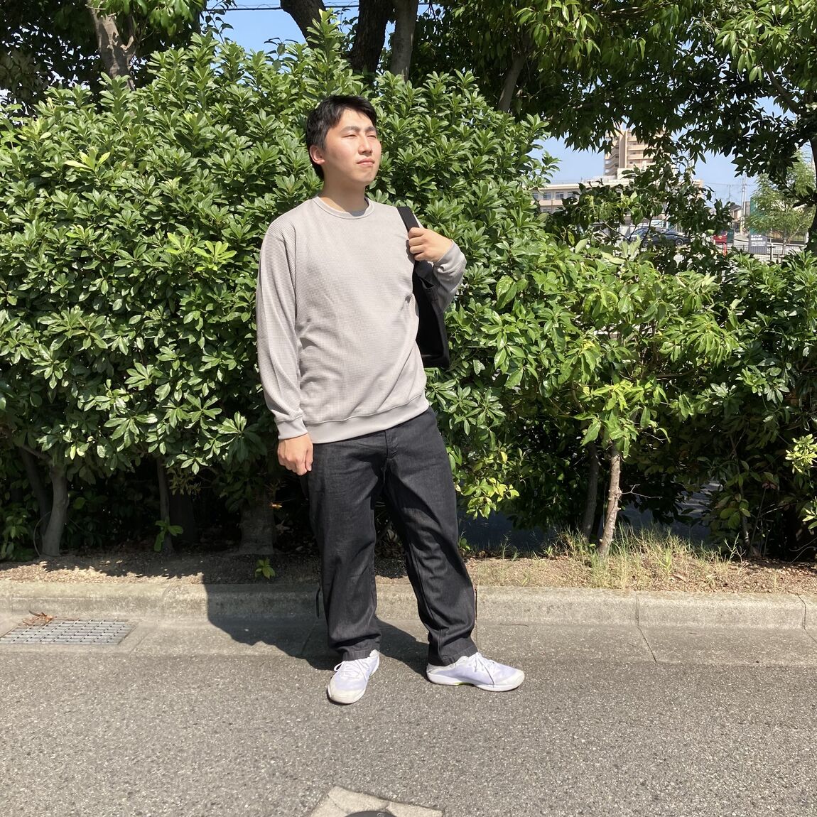 クルーネック長袖Tシャツ