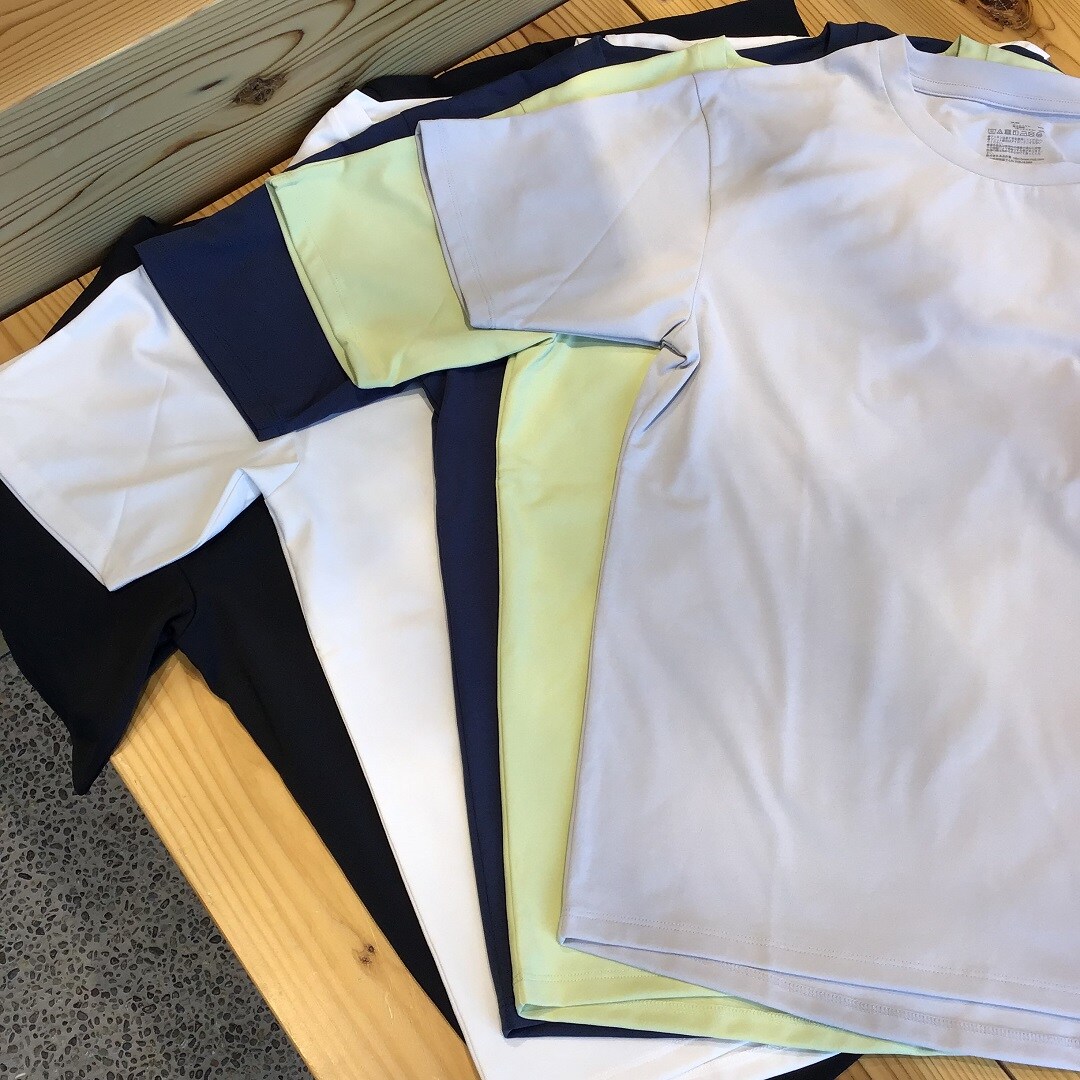 Tシャツ