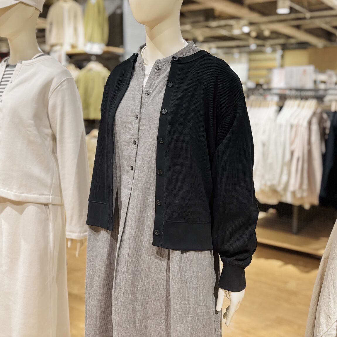 ワッフル編みカーディガン着用例1