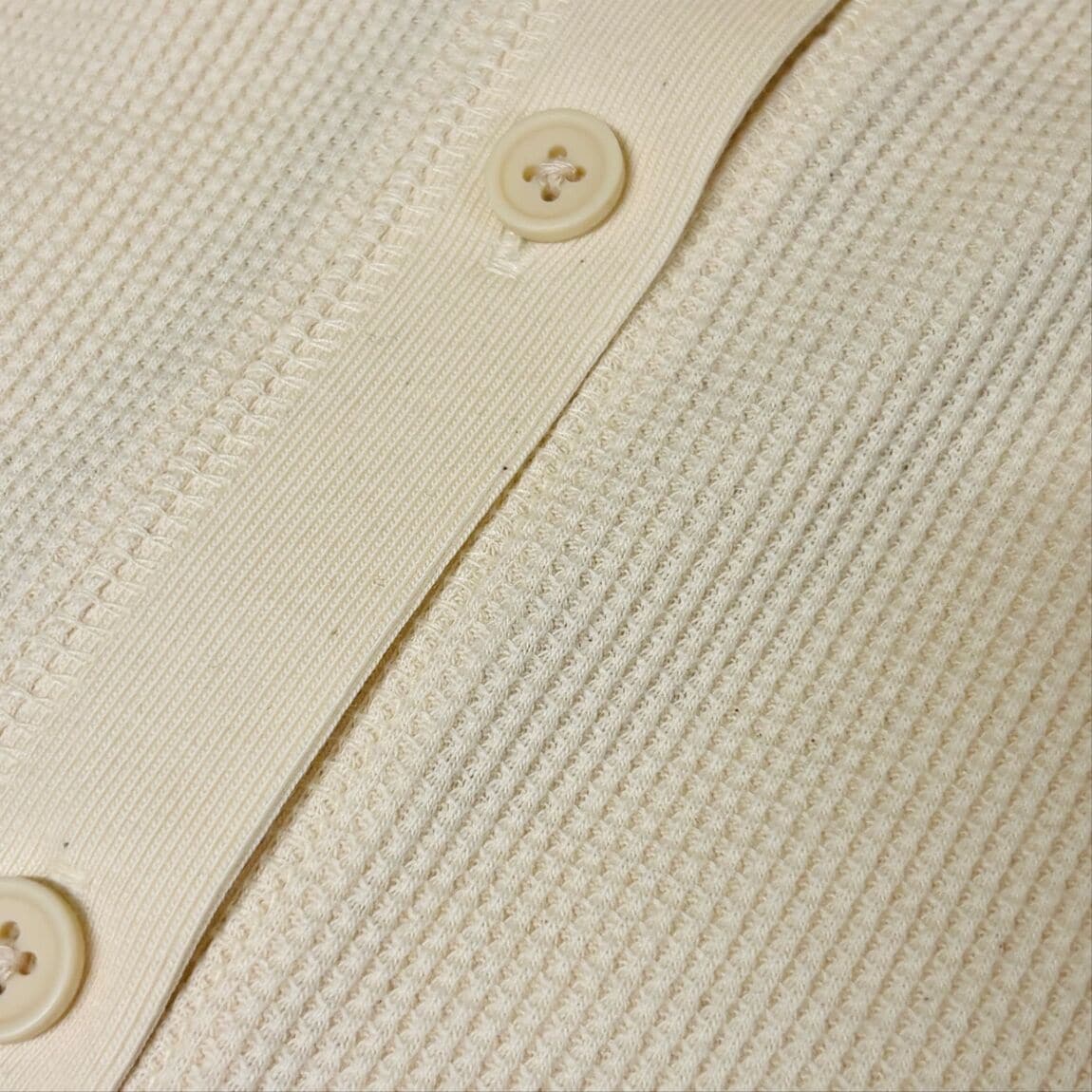 ワッフル編みカーディガン生地の詳細写真