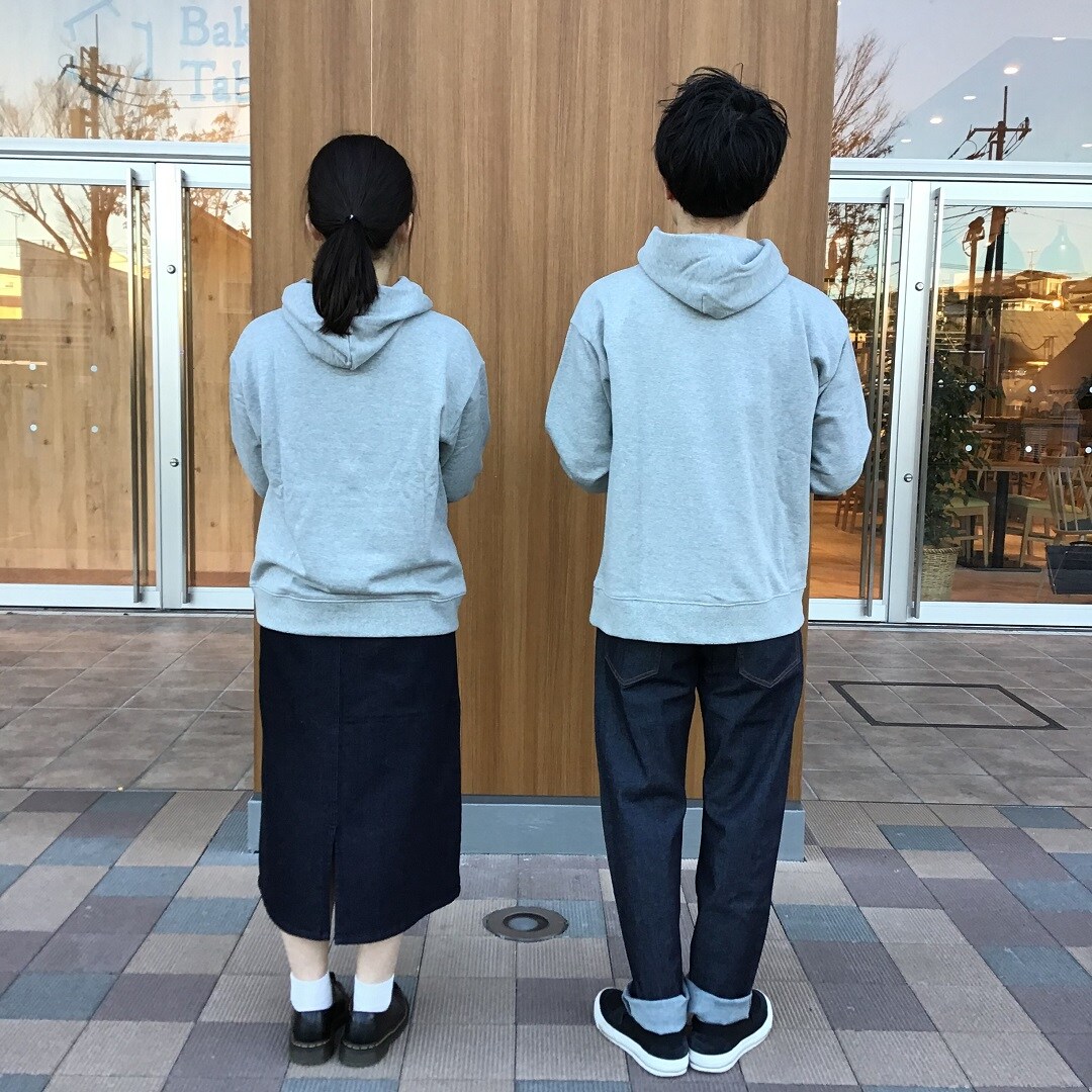 【テラスモール松戸】２人後ろ向き写真