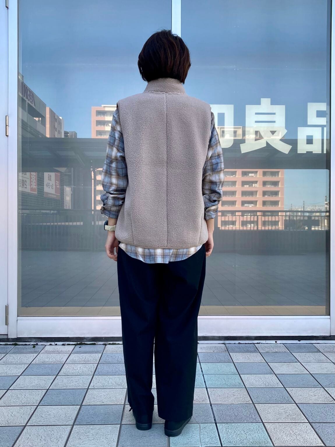 045530_20251025_01_01