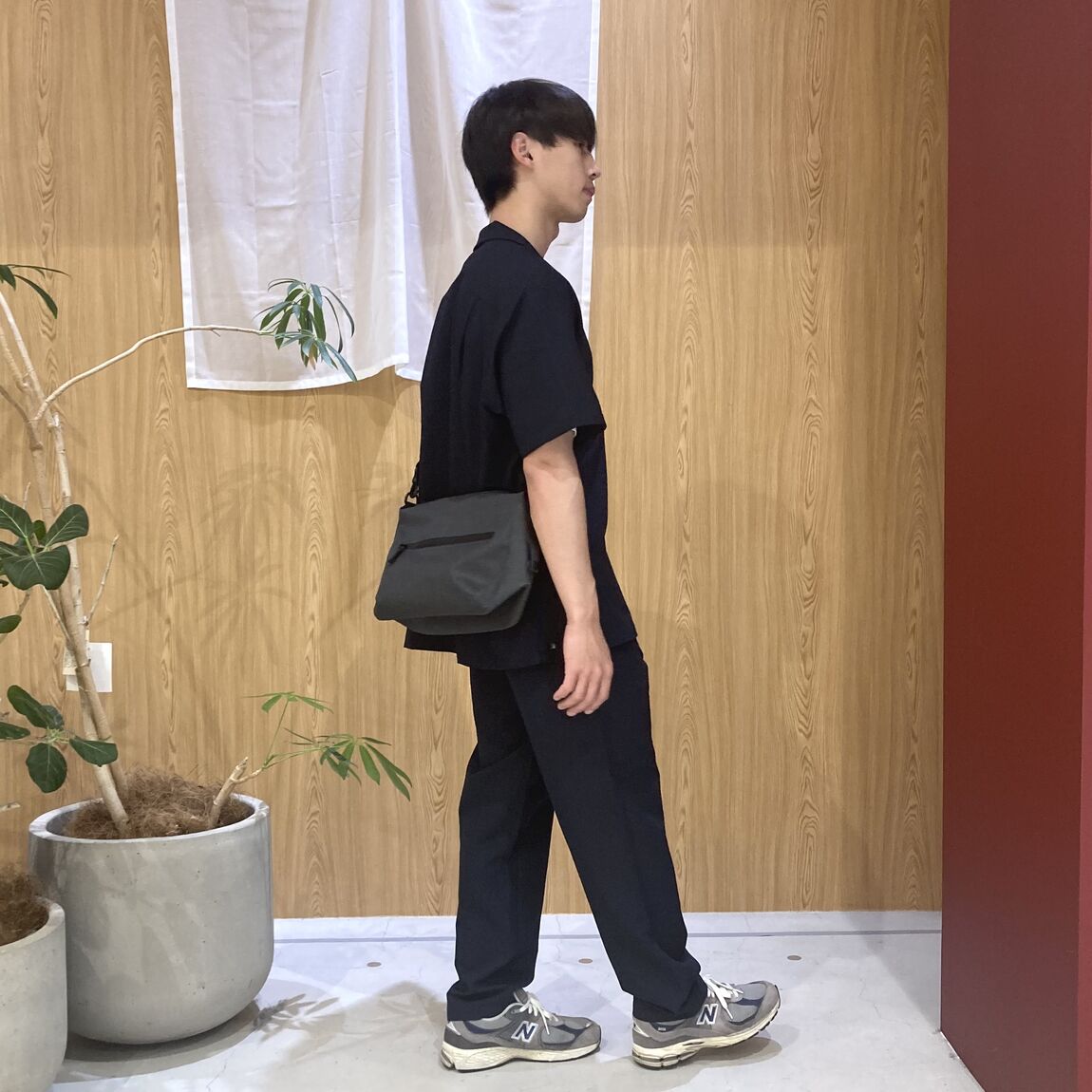 よこ