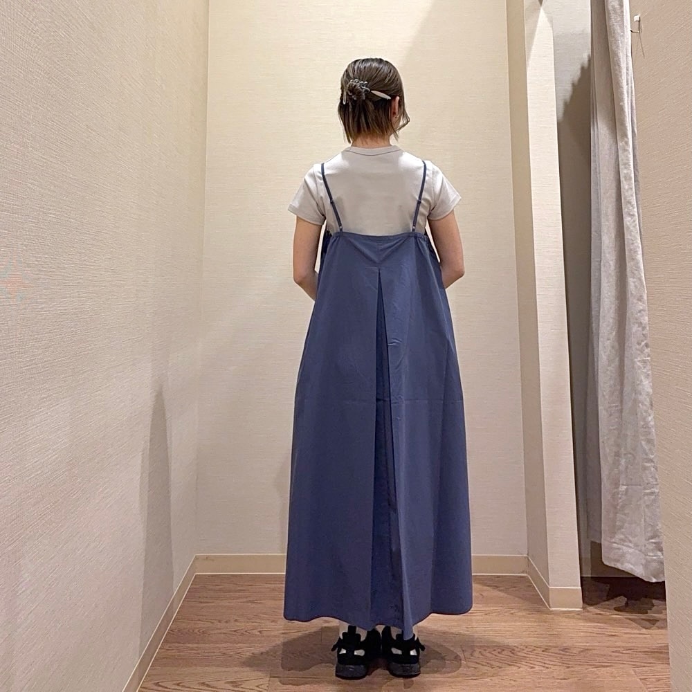 後ろ姿