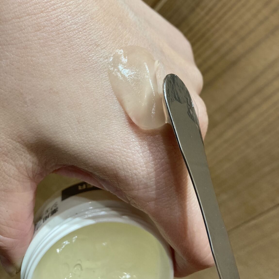 な