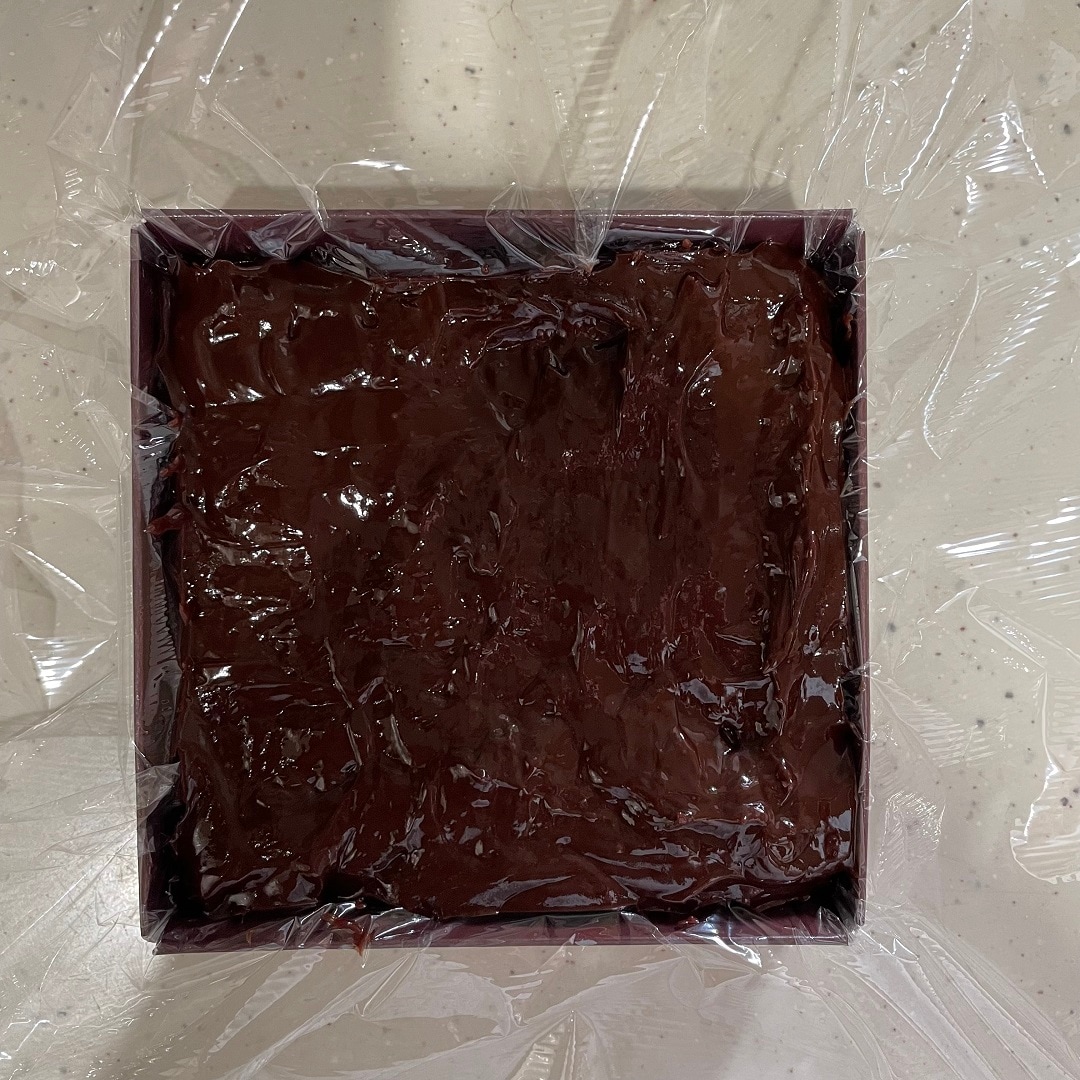 チョコ敷き詰めた