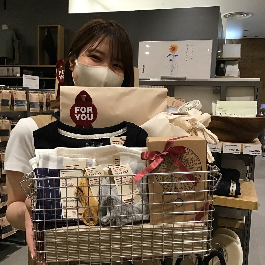 スタッフ笑顔