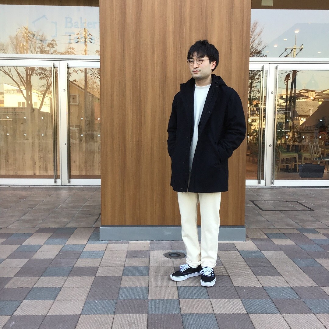 【テラスモール松戸】フード付きコート白パンver写真