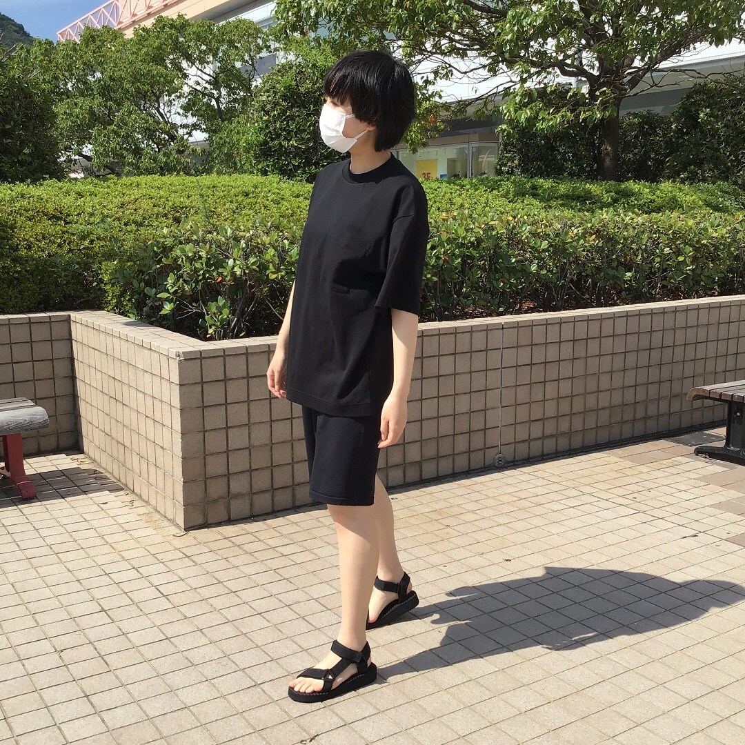 婦人ビックTシャツコーデ2