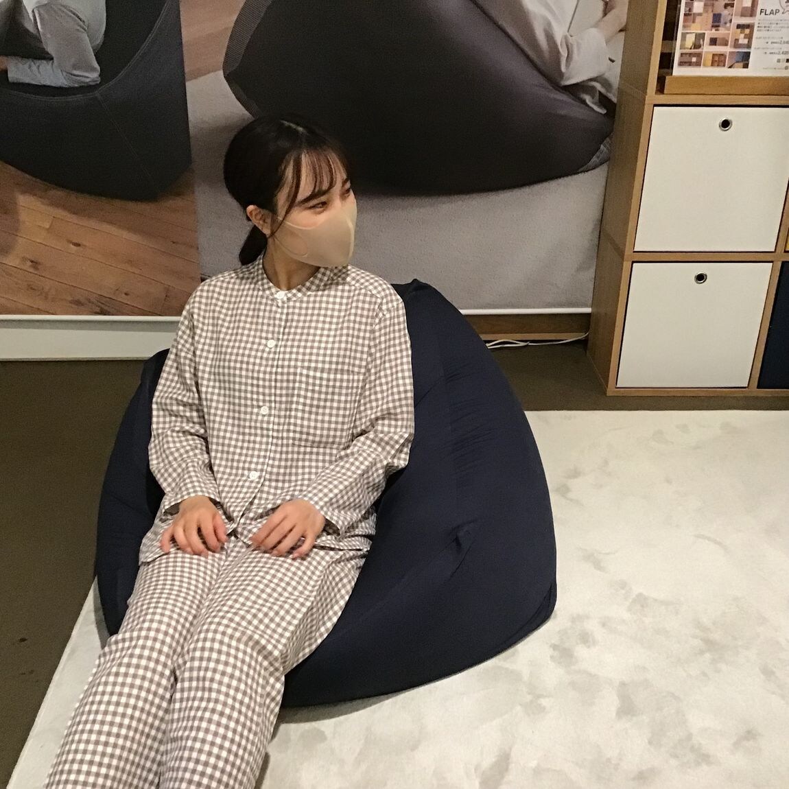 スタッフ着用２