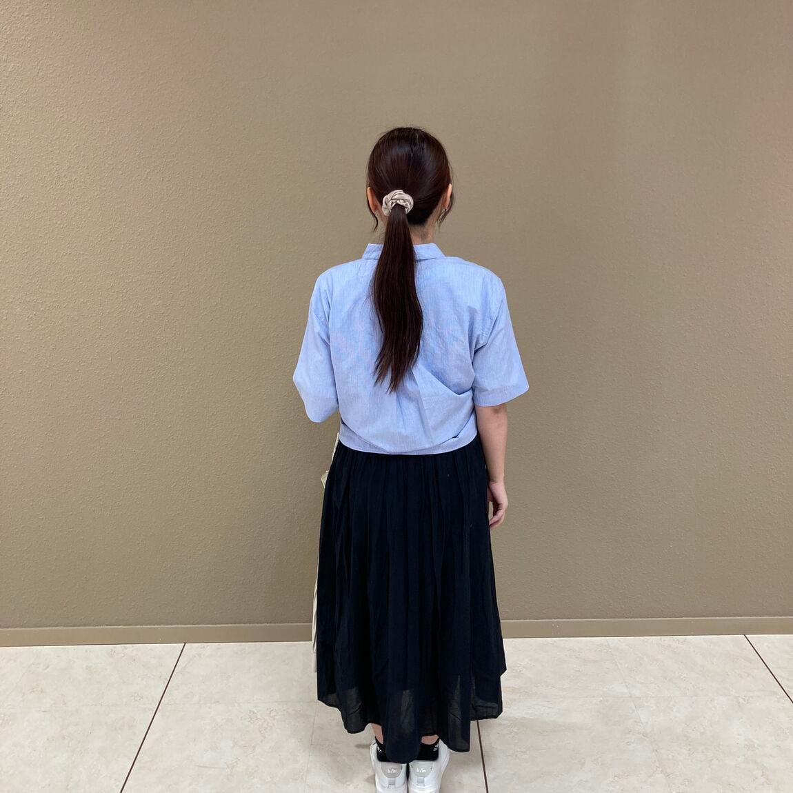 後ろ