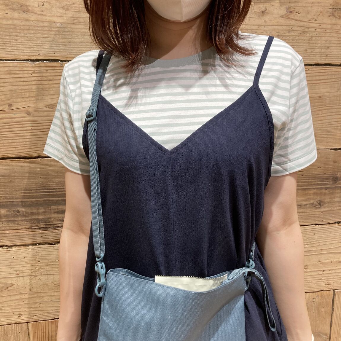 婦人スタッフコーデ