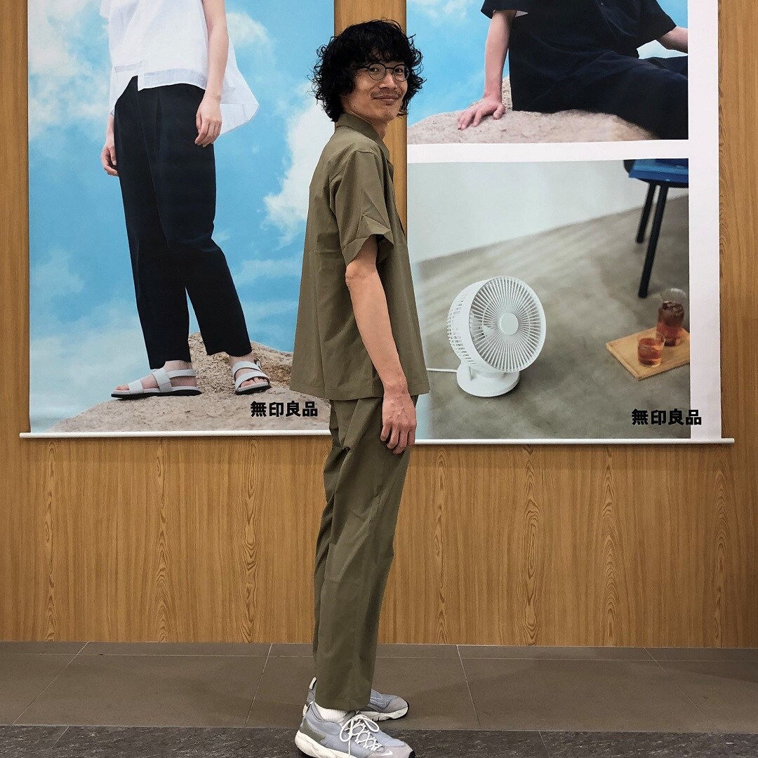 １