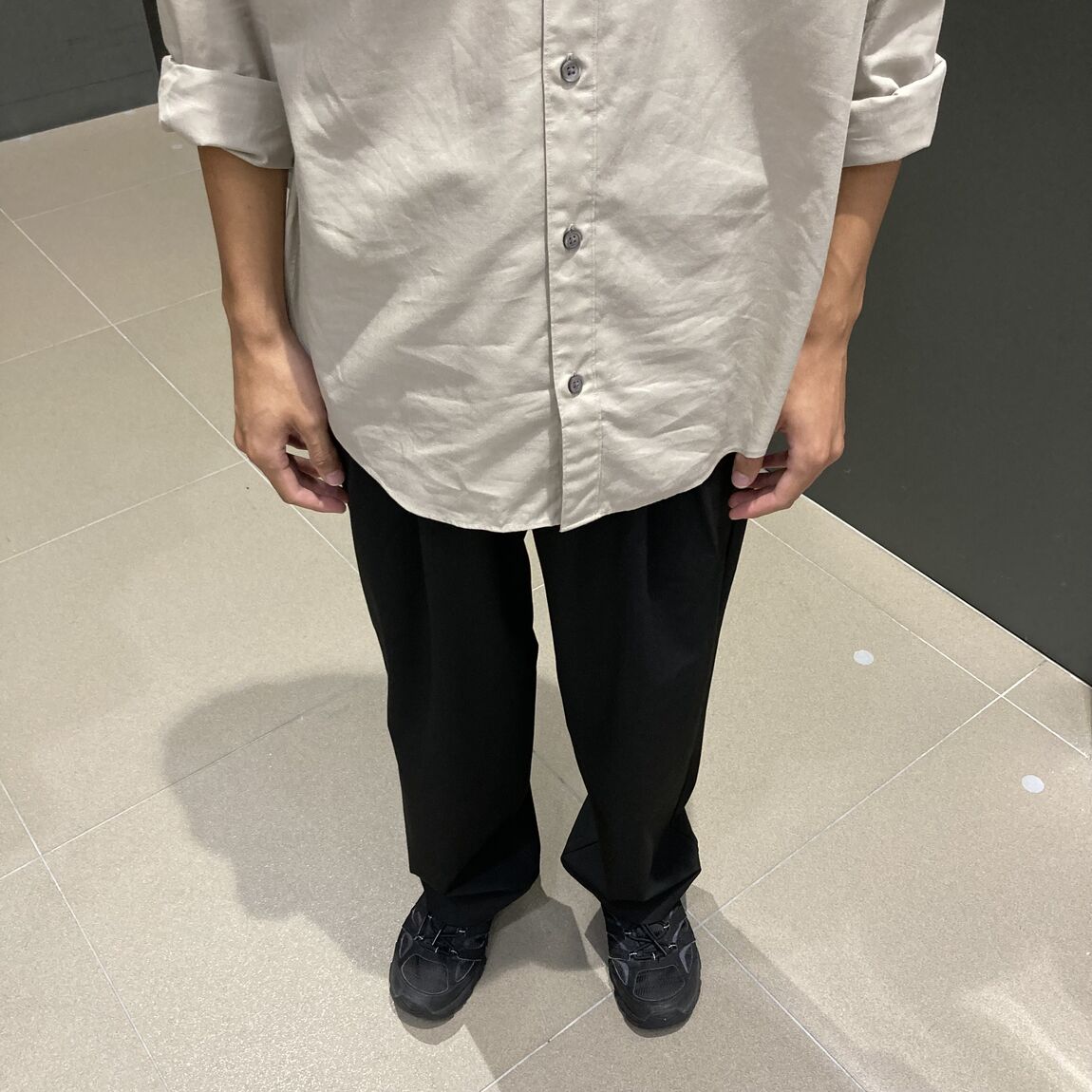 イージータックワイドパンツ