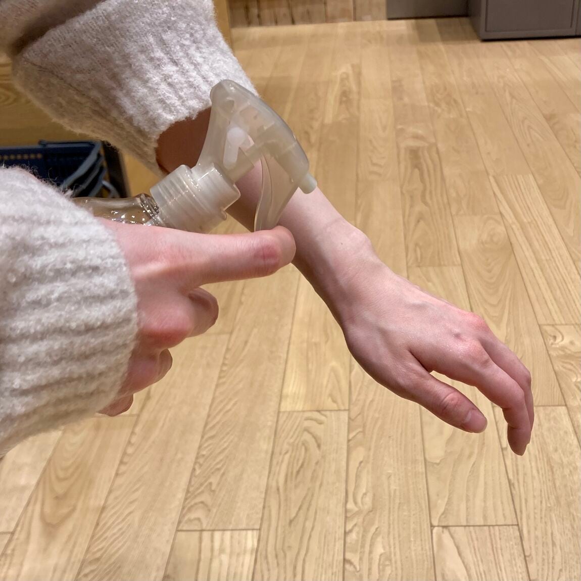 肌の天然水使用画像