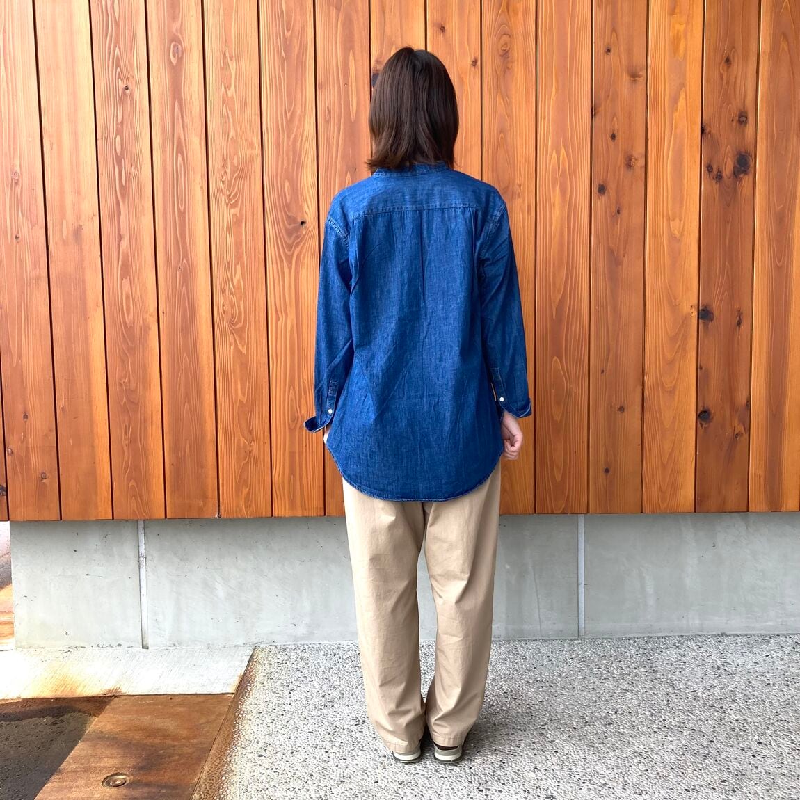 デニムシャツ