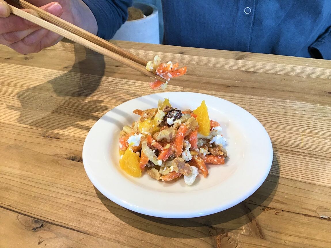  【Café&MealMUJIシエスタハコダテ】季節のデリ紹介　干し野菜のラペ②