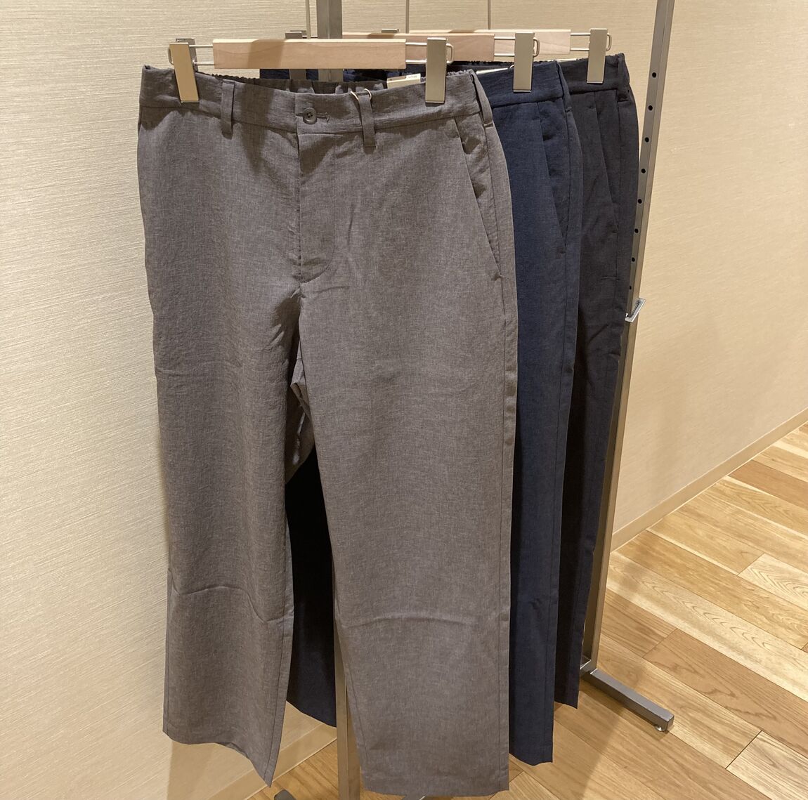 【アトレ川越】汗ばむ夏を快適に過ごせる、風を通す素材の服_1U1LuX