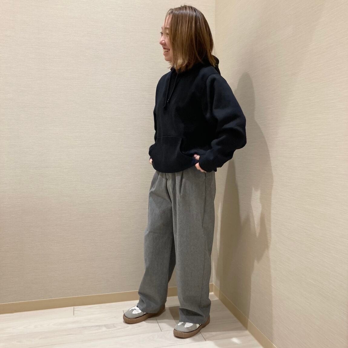 046911_20251121_01_03