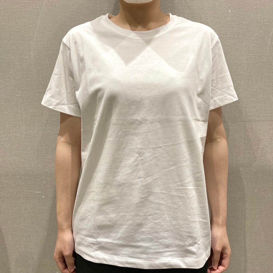クルーネックTシャツ