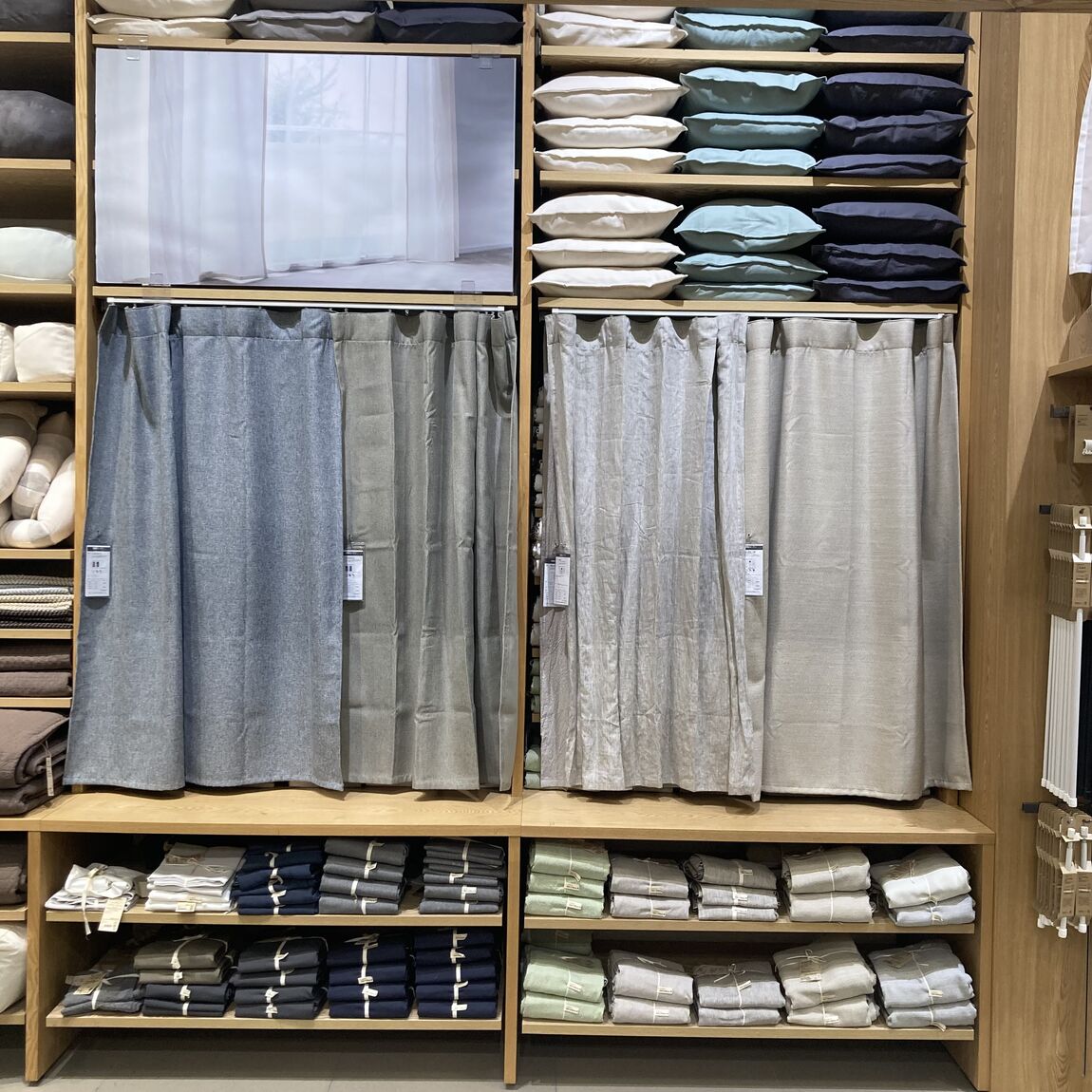 イオンモール各務原　