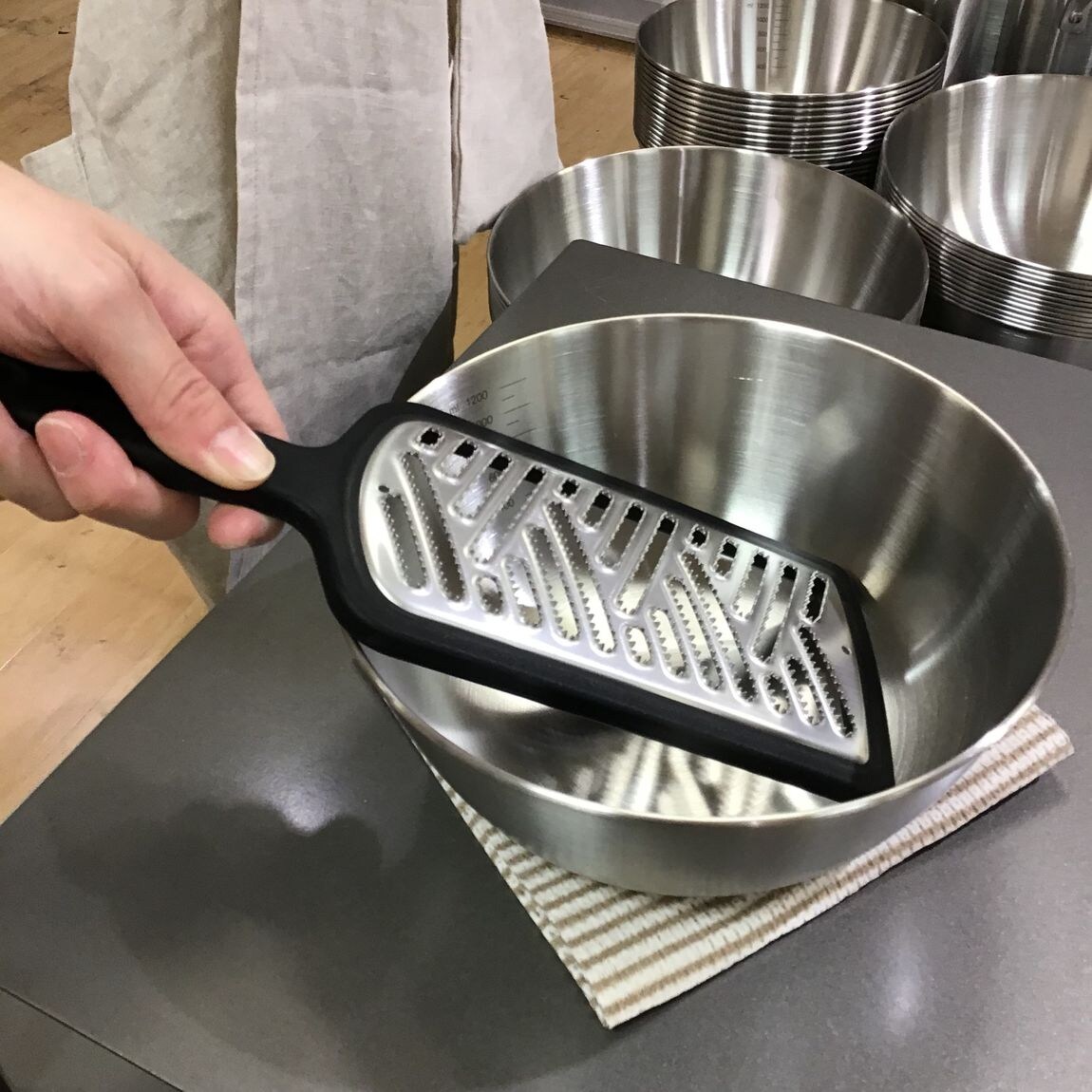 手　おろし器
