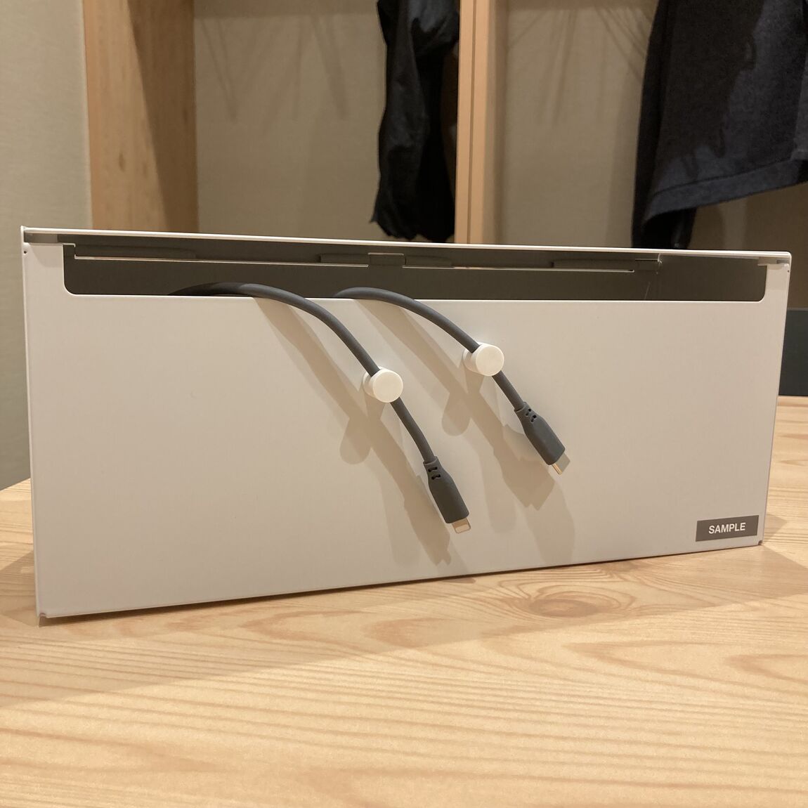 マグネットケーブルホルダー先端