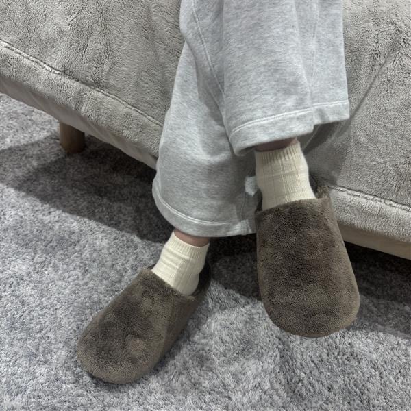 寒い季節にうれしい 足元あたたかスリッパのご紹介