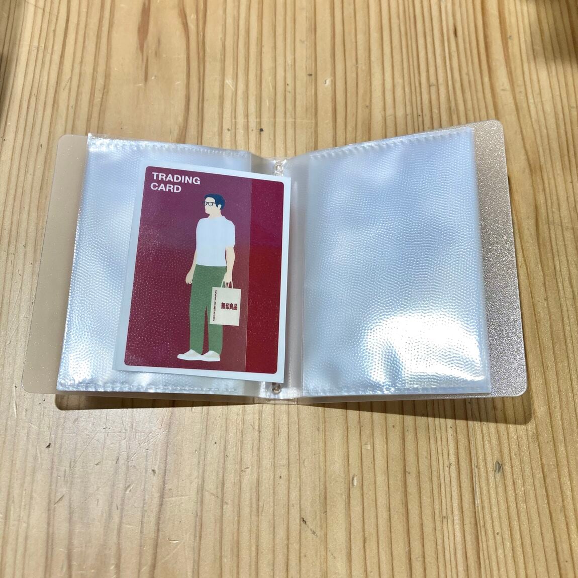 【ニッケパークタウン加古川】新しいカードホルダーとフォトハガキホルダーのご紹介