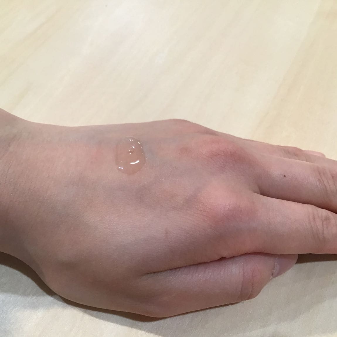 肌にやさしい、手指用消毒ジェル