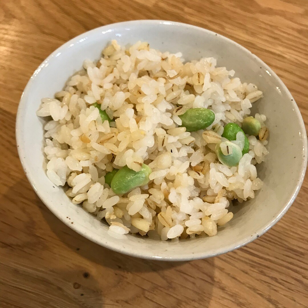 押し麦入り枝豆とじゃこのごはん