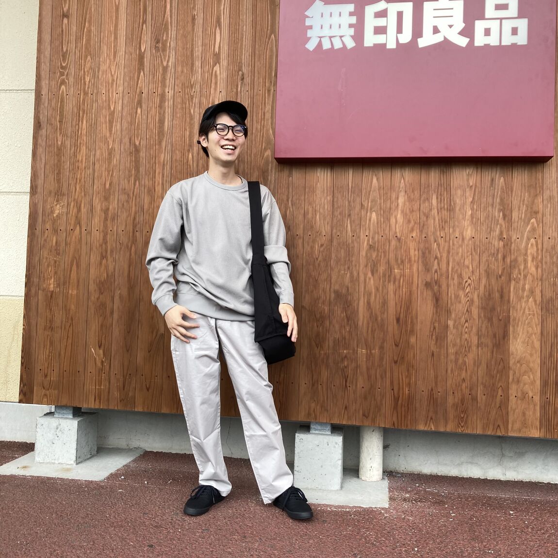スタッフコーデ2
