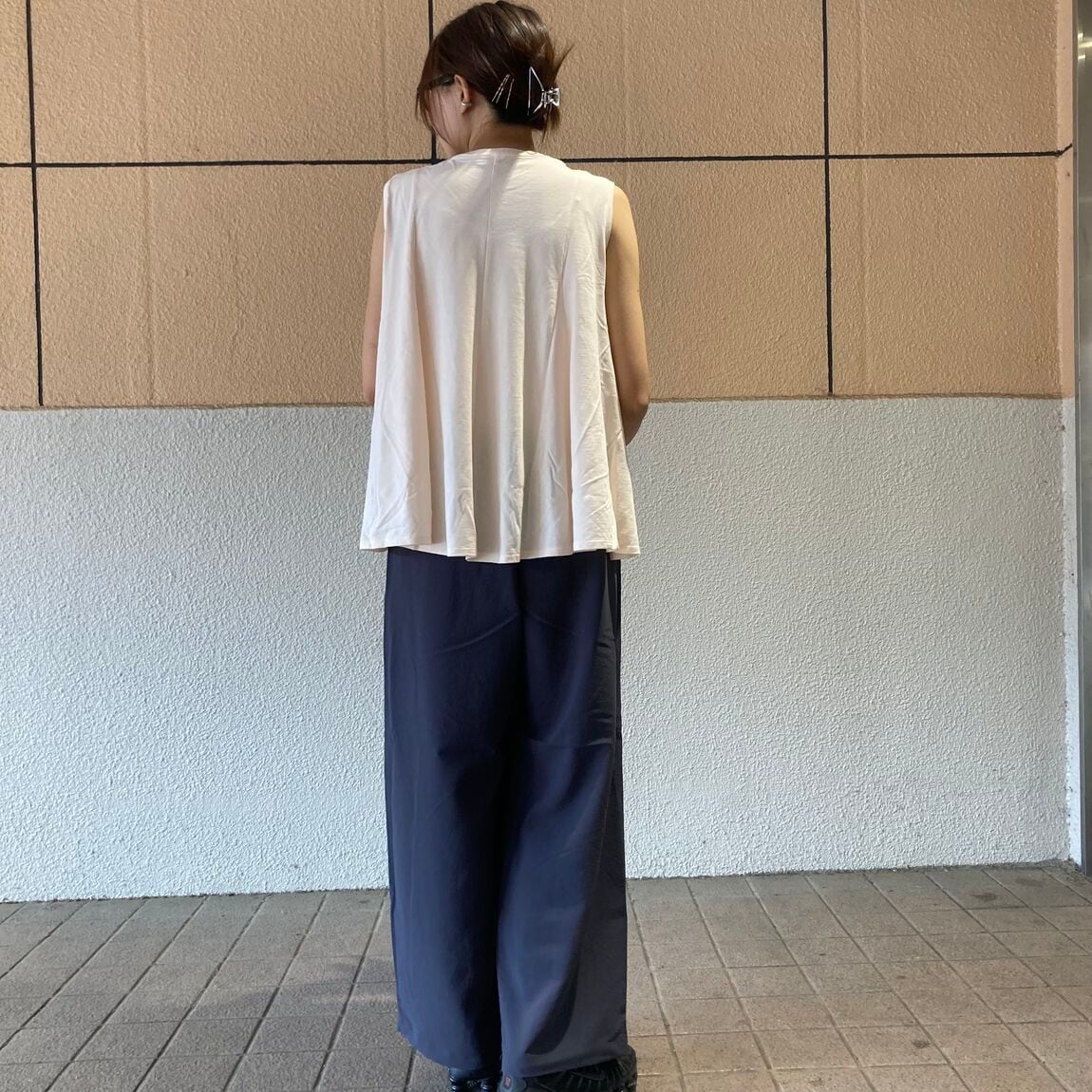 婦人風を通すイージーパンツ