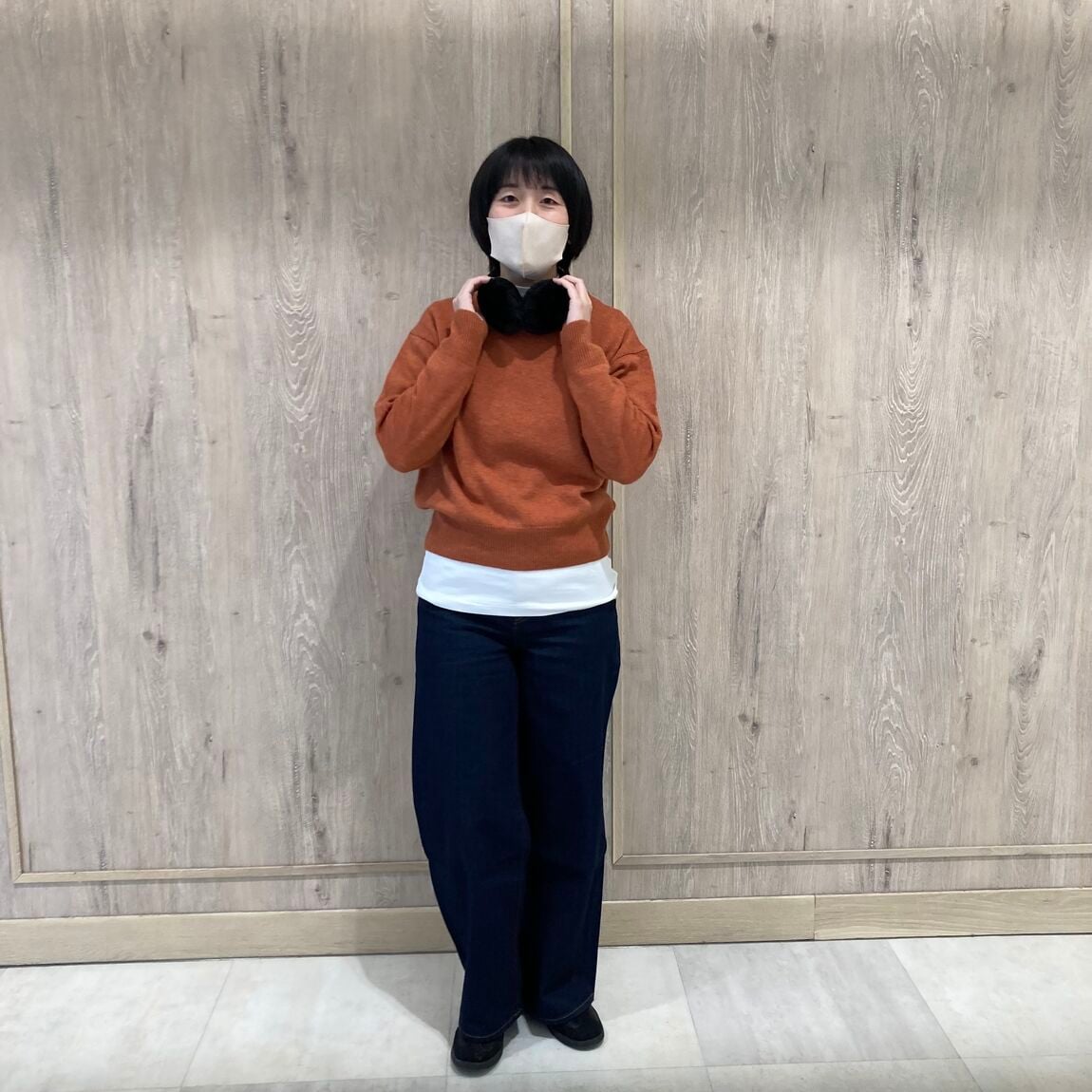 セーター着用②
