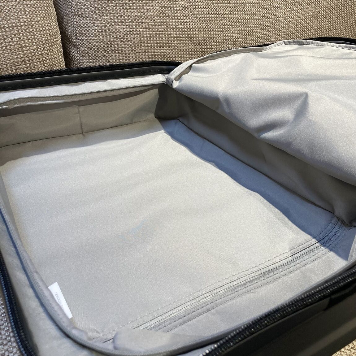 【キャリーケース】